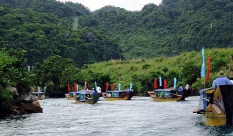 Hang Tối mở cửa đón du khách