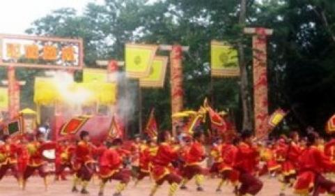 Náo nức trẩy hội Lam Kinh 2011