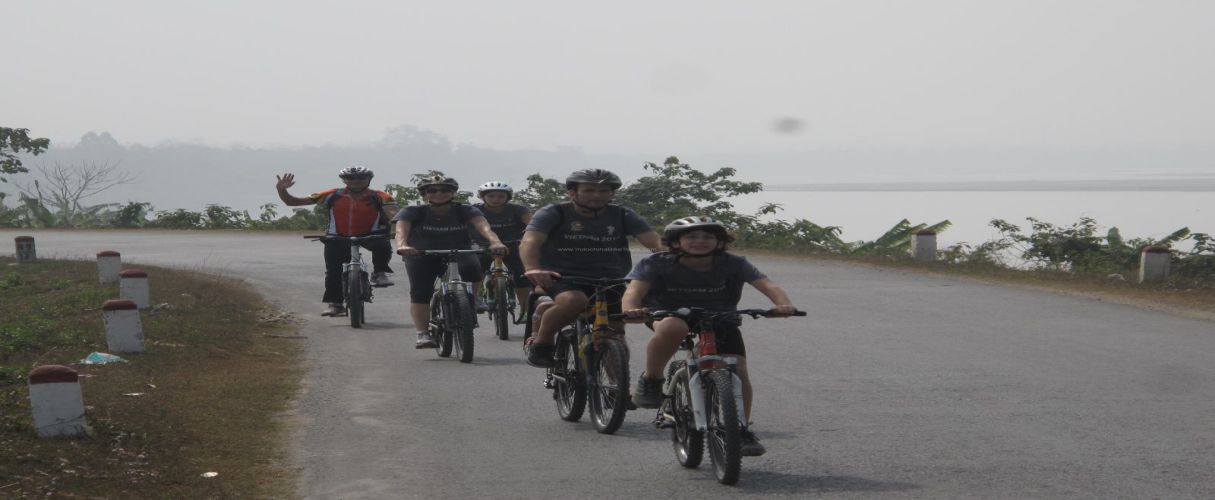 cycling-in-done-daeng-island-3