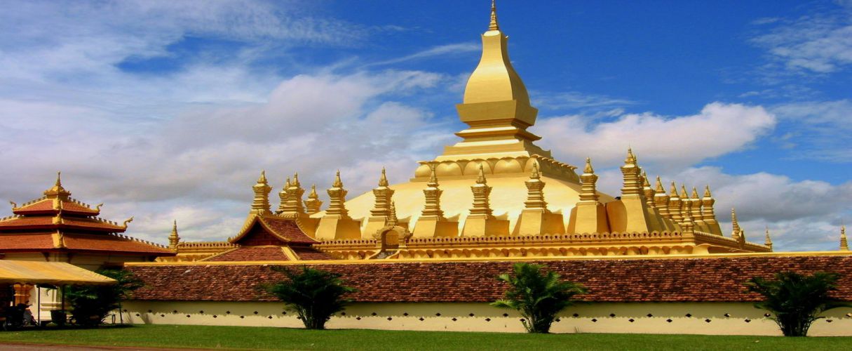 that-luang-temple-8