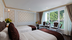 Triple Deluxe balcony