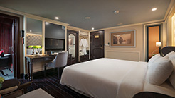 Executive Suite with balcony