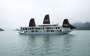 La Pinta Cruise 3 days/ 2 nights