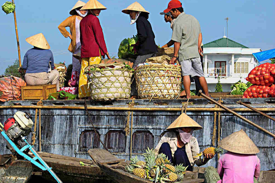 960-cai-be-floating-market