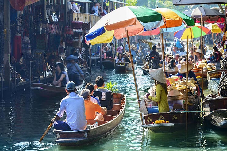 floating-market-in-bangkok-2