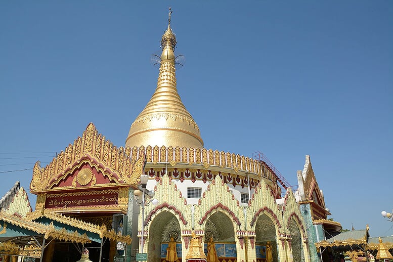 kaba-aye-pagoda-yangon-bagan-pindaya-inle-6-days