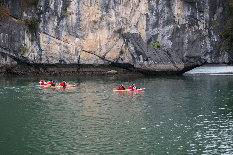 Unicharm Cruise Halong (Hạ Long) 