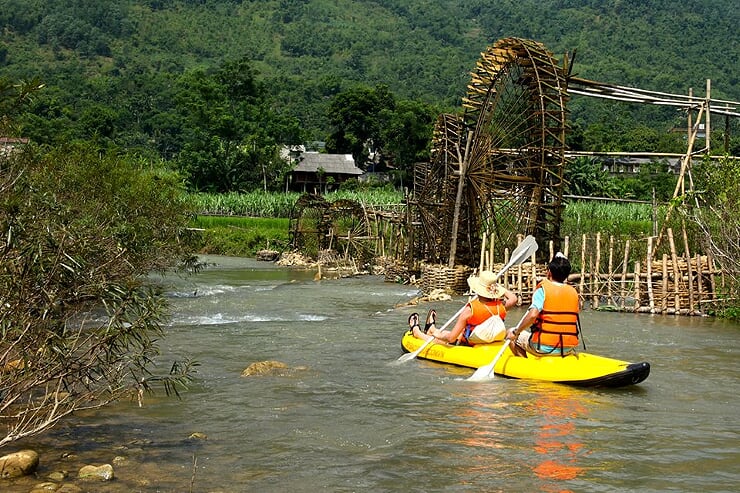 kayaking-in-pu-luong
