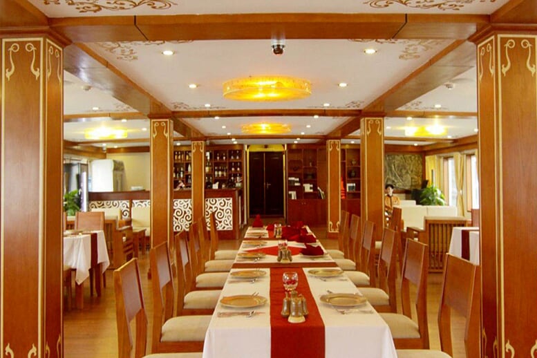 restaurant-huong-hai-sealife-cruise-2-days-1-night-2