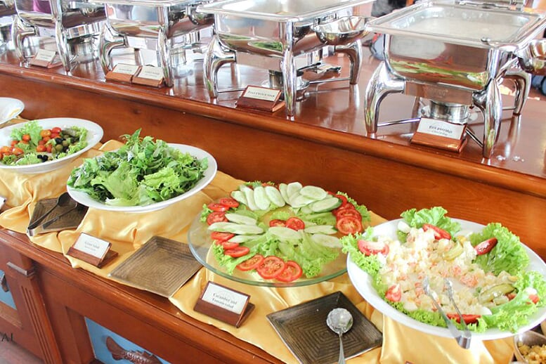 food-restaurat-huong-hai-sealife-cruise-2-days-1-night-3