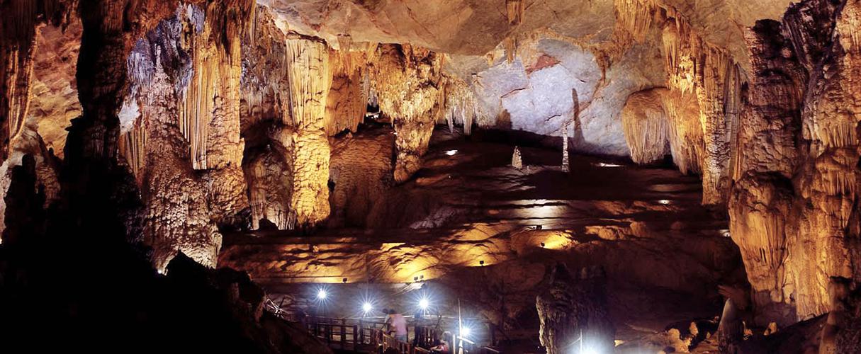 Discover Phong Nha Cave - Dark Cave full day