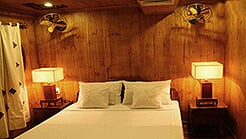 Double or twin cabin