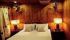 Double or twin cabin