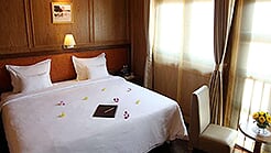 Double or twin cabin