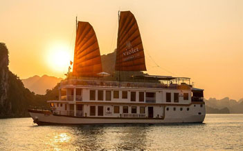 Heritage Line Violet Cruise 3 days/2 nights