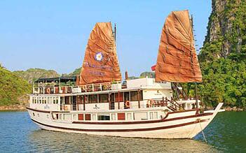 Garden Bay Legend Cruise 3 days/ 2 nights