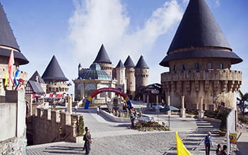 Da Nang – Hoi An – Ba Na Hills – Hue group tour 4 days