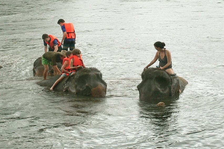 thailand-laos-21-days-with-4000-islands-bathing-elephants-1