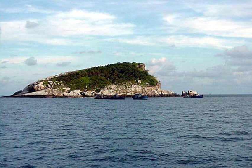 fishing-tour-at-con-dao-island