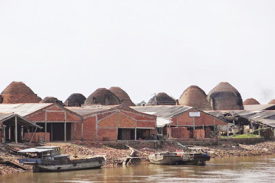 960-brickworks-in-mekong-delta