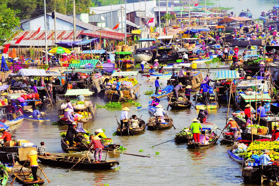 cai-rang-floating-market-mekong-delta-3day-tour-by-speed-boat-1