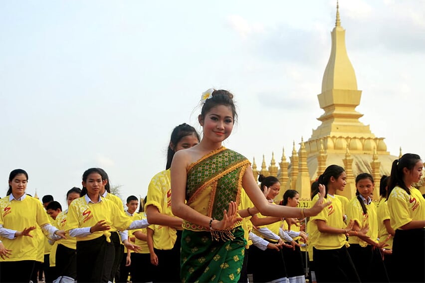 thailand-laos- eperience-15-days-classcical-lamvong-2