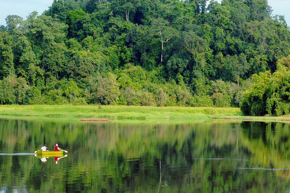national-park-discover-northern-island-and-kayak-in-cua-can-river-4