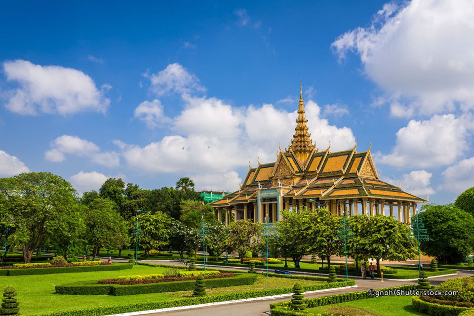 royal-palace-cambodia