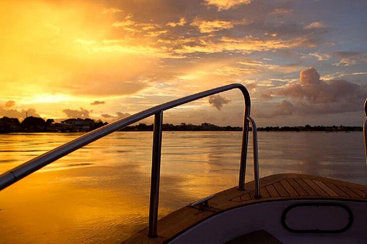 saigon-sunset-tour-by-speedboat-2