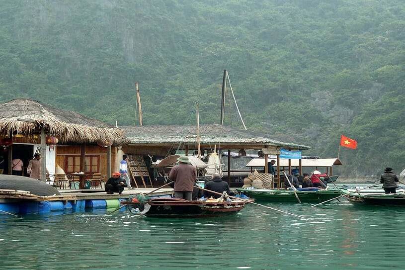 vung-vieng-floating-village
