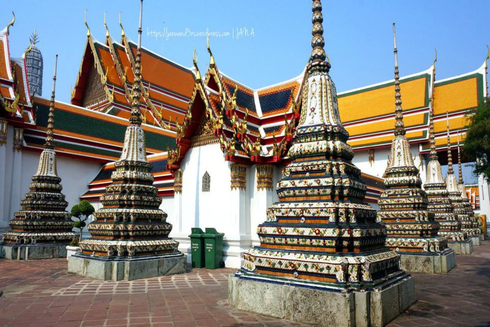 wat-pho-pagoda-bangkok-4