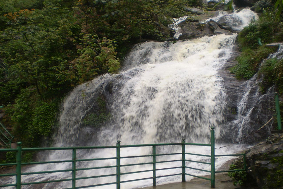 960-waterfall