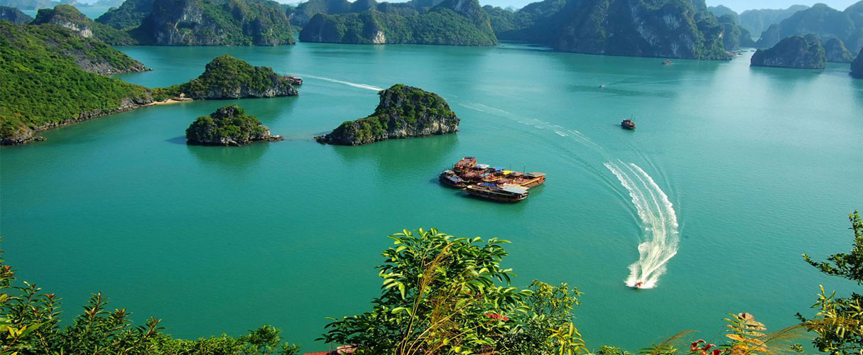Fr-Halong group day trip from Hanoi