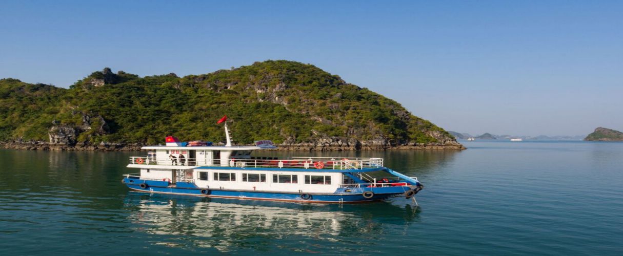 Estella luxury day cruise from Hanoi