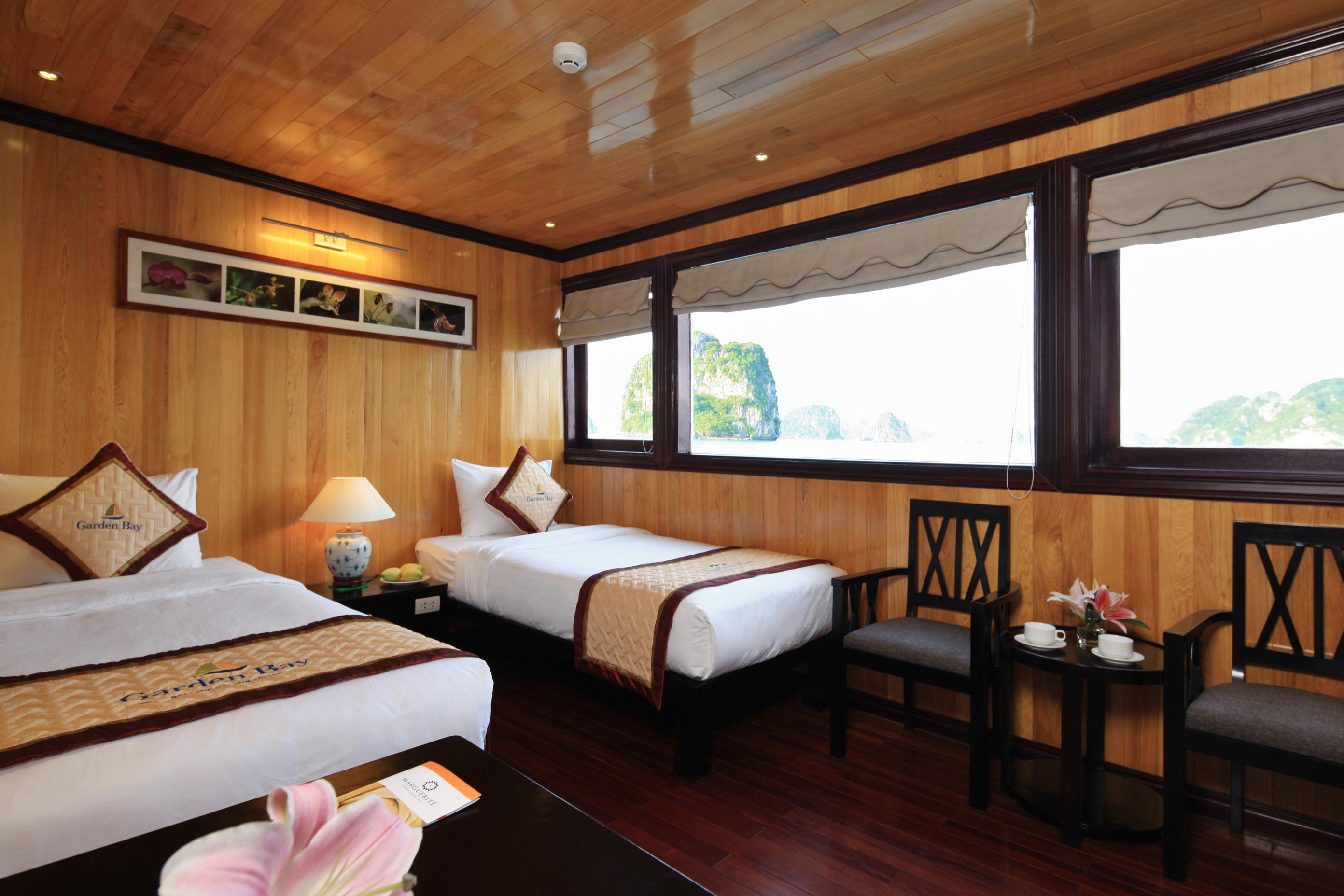 Deluxe cabin