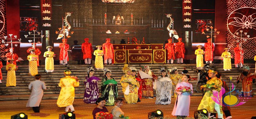 Discover Mekong Delta With Folk Music - Don Ca Tai Tu