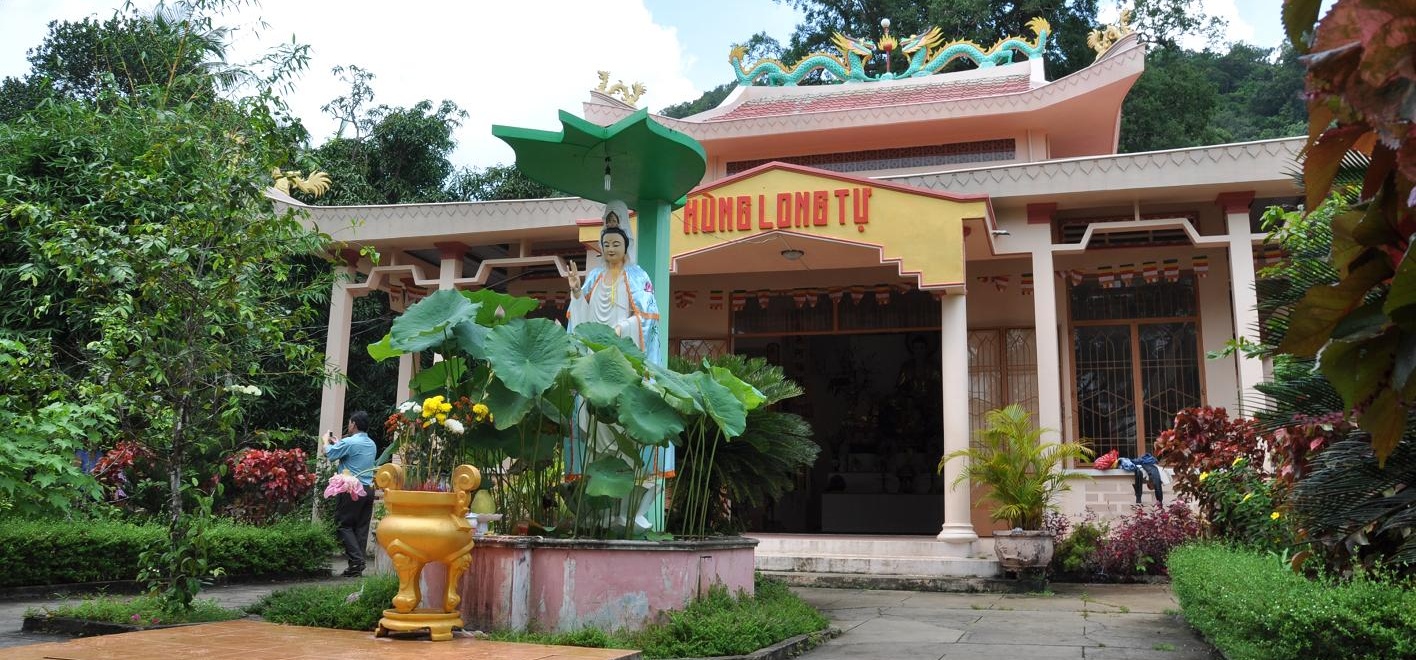 Hung Long Tu Pagoda