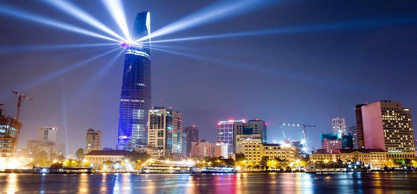 Top 7 crazy things to do in Ho Chi Minh City at night