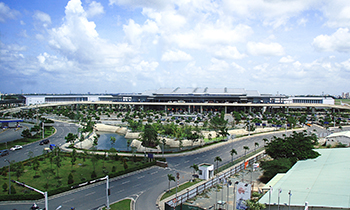 Tan Son Nhat on the top of the airport having the best transport capacity