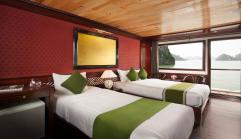 Triple balcony cabin