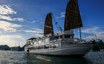 Oriental Sails 3 days/ 2 nights
