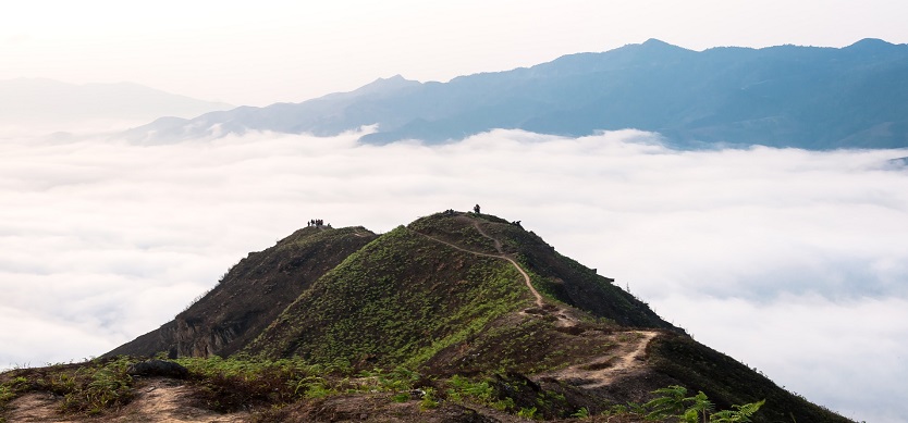 The Best Destinations In Northern Vietnam To Hunt The Cloud