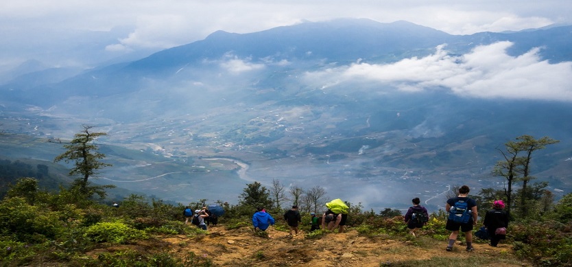 All you need to carry for trekking in Sapa