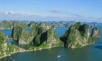 All you need to know to travel to Bai Tu Long Bay