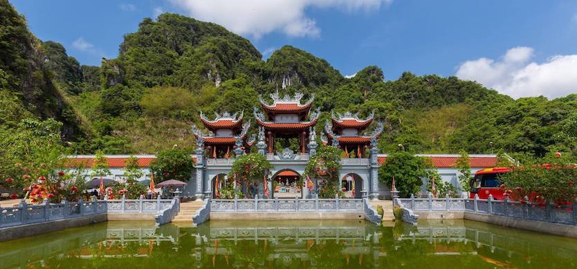 Bong Lai Temple, Hoa Binh