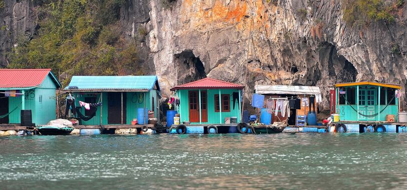 Explore Cua Van - the most famous fishing village in Halong Bay