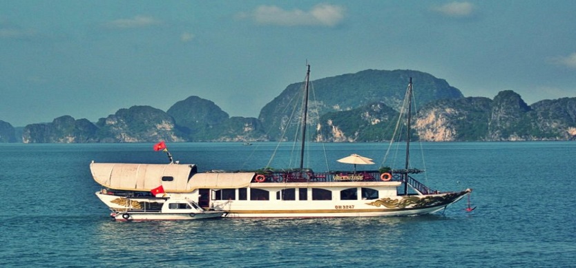 Halong Bay in Top 10 Valentine’s Day Retreats