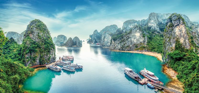 How to get to Halong Bay from Hoi An