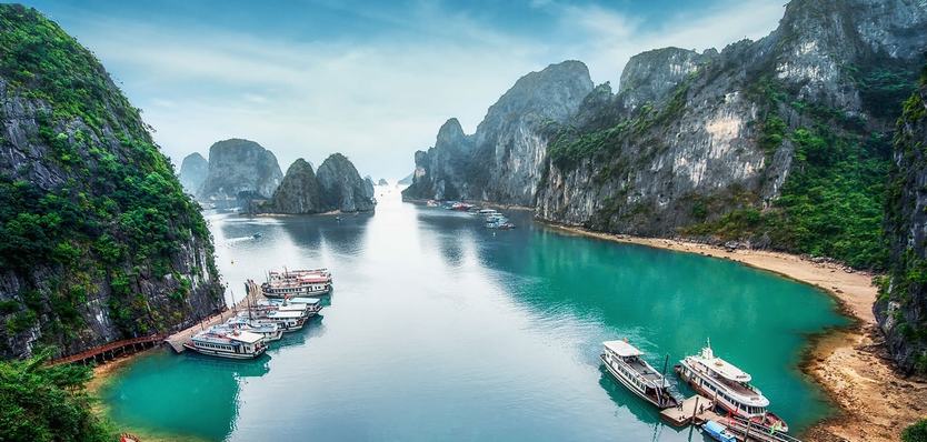 Guide to travel from Halong to Lan Ha Bay