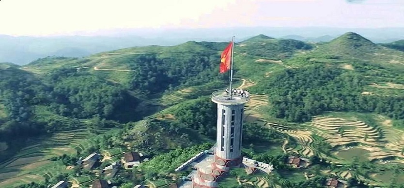 Mai Chau Flagpole - Where to capture the beautiful moments